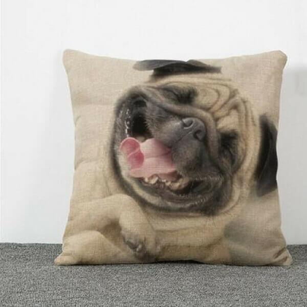 housse de coussin chien carlin