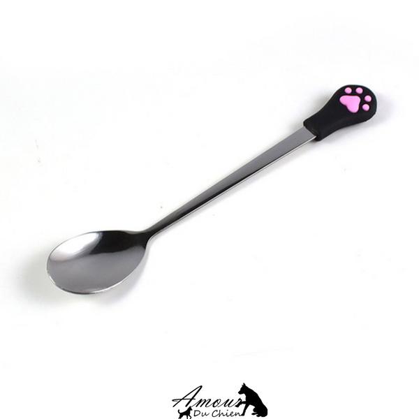 cuillère patte chien