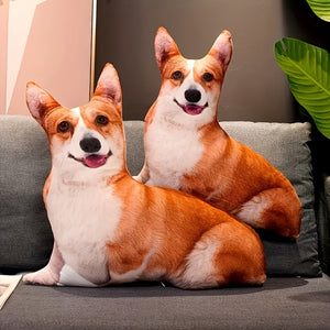 Deux coussins personnalisés à la forme d'un corgi, sur un canapé